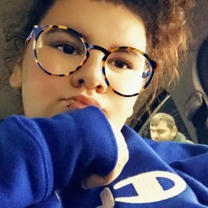 Meet your Posher, Katelyn